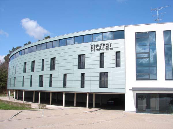 Hotel Der Rastanlage Im Hegau Ost Engen Exteriör bild